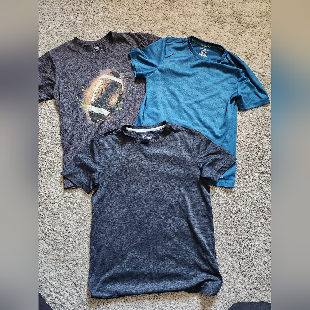 Tek Gear Blue and Gray Short Sleeve Tees